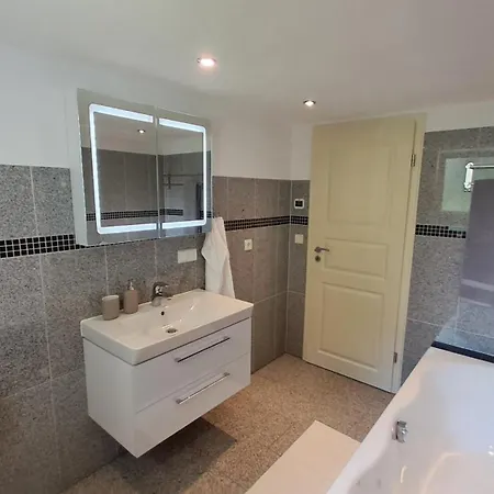 Gartenhaus - * Lottstetten